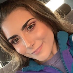 Meet your Posher, Brooke